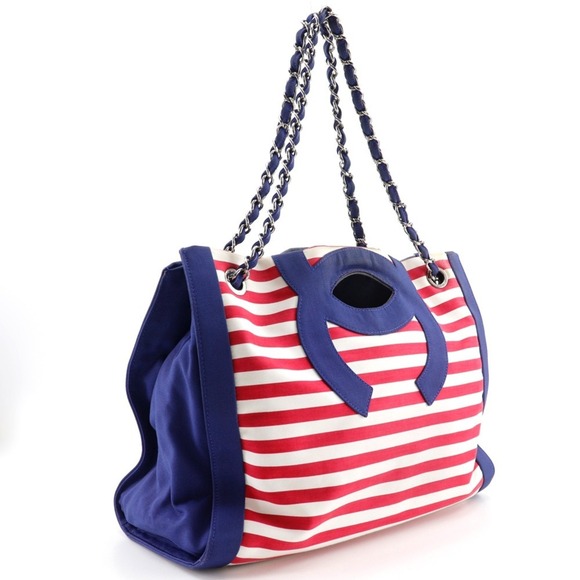 CHANEL Blue Tote Bag - Picture 3 of 16